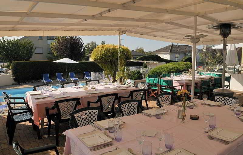 Hotel Les Peyrieres Olemps Экстерьер фото