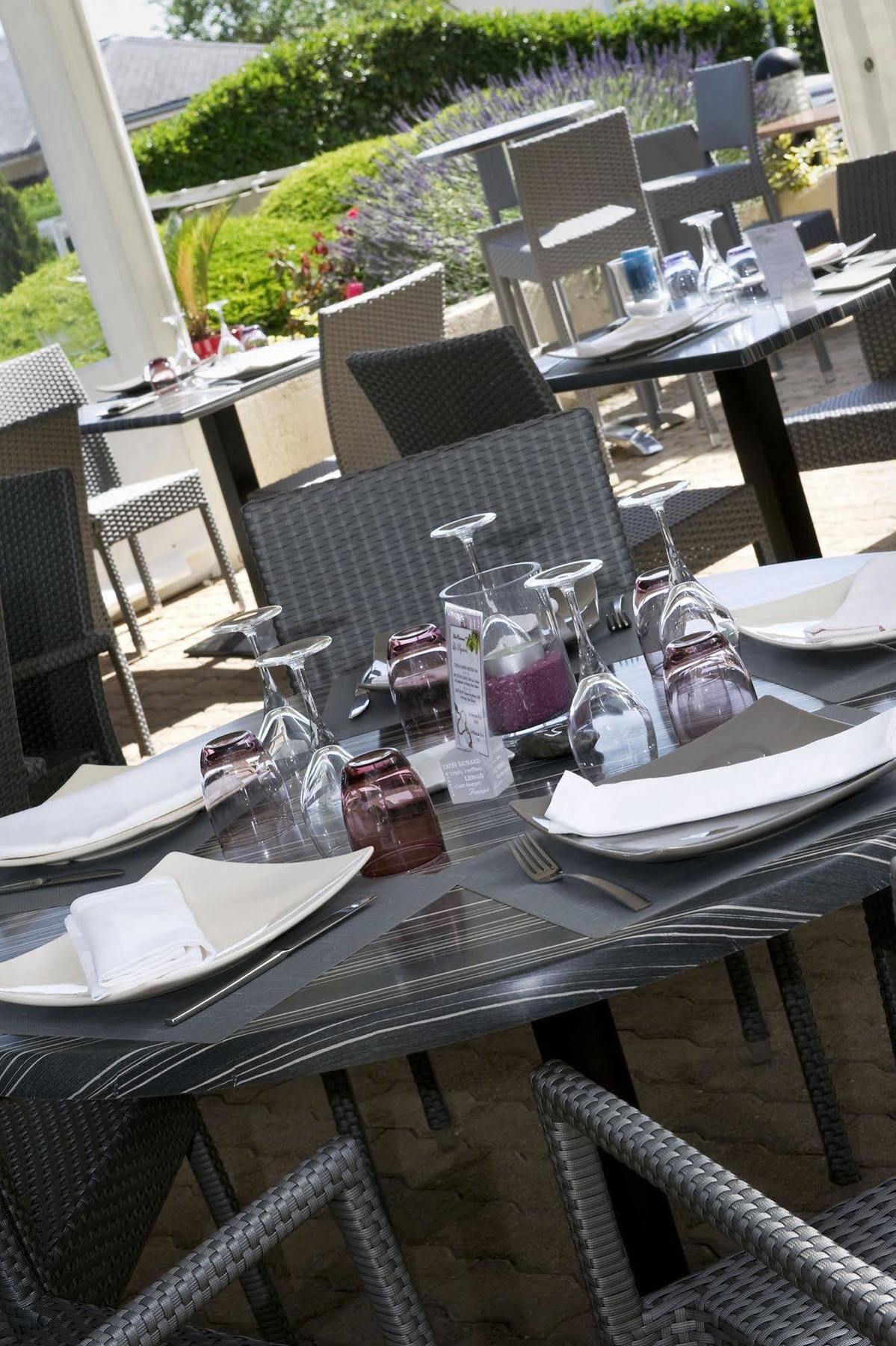 Hotel Les Peyrieres Olemps Экстерьер фото